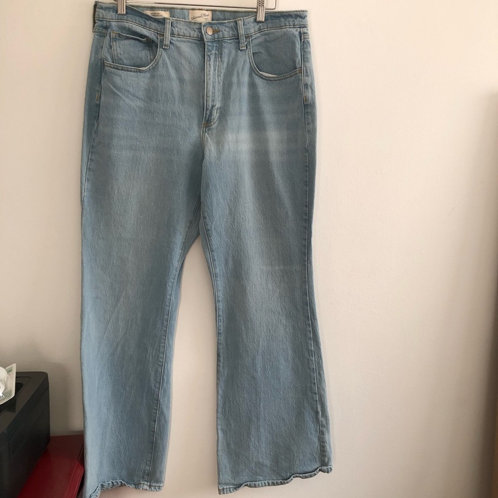Universal Thread High Rise Light Blue Bootcut Jeans - Picture 3 of 7